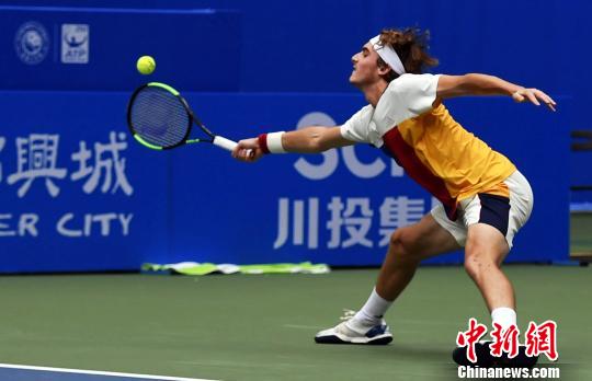 还是与俱乐 还是与俱乐